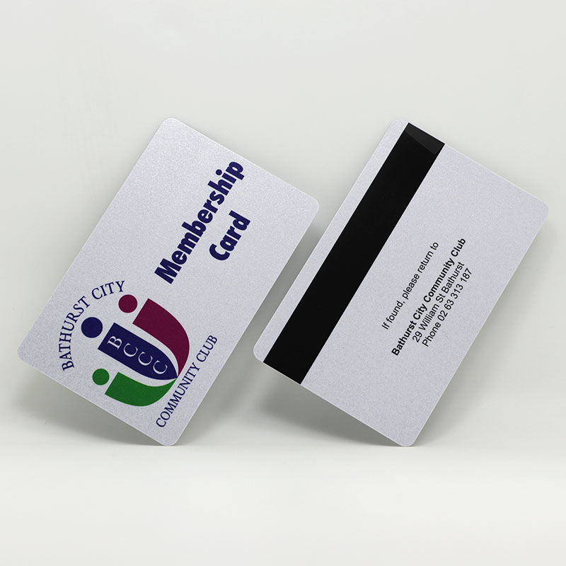 silver membership cards with magnetic stripe