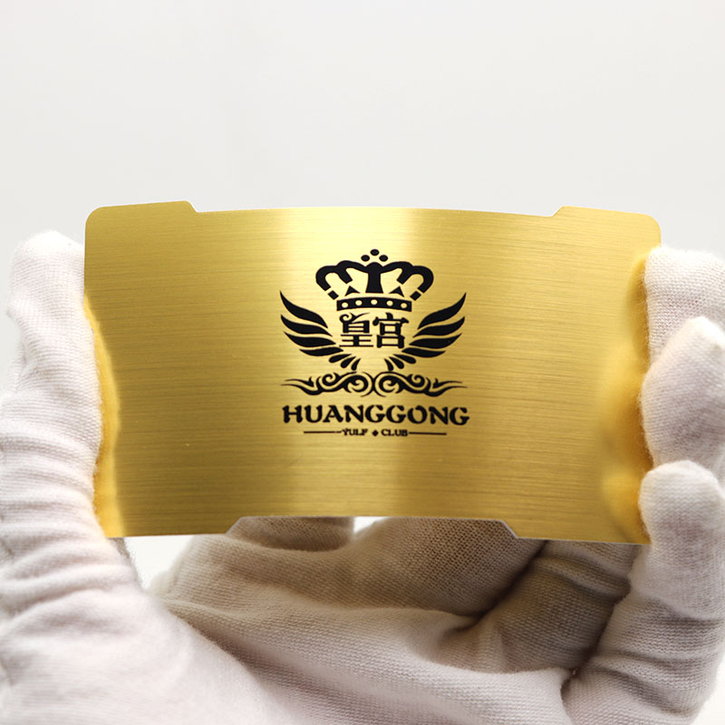 custom shape gold brushed pvc member cards