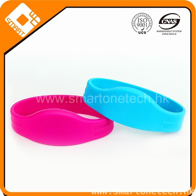 Soft pvc Waterproof RFID NFC wristband