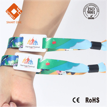 Customized Logo printing 125Khz programmable wristband Plastic Vinyl Id Wrist Band